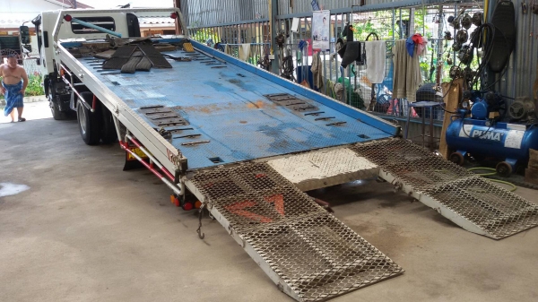 ขายถาดสไลด์ไทยประดิษฐุ์ 55,000 บาท ขายถาดสไลด์ไทยประดิษฐุ์ 55,000 บาท