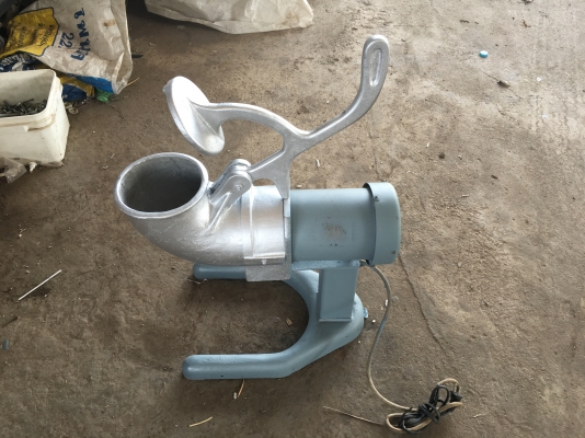 ขายที่โม่นำ้เเข็งใส