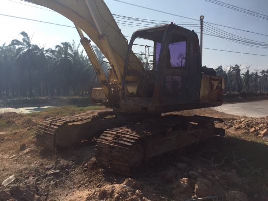 ขายรถแบคโฮ KOBELCO SK200-/// ราคา 520000