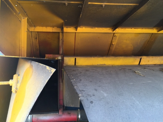 ขายรถเกี่ยวข้าวเกษตรรุ่นปล้ดหนี้เครื่อง HO8Cเทอร์โบว์240แรง ราคา 850000บาทครับ ขายรถเกี่ยวข้าวเกษตรรุ่นปล้ดหนี้เครื่อง HO8Cเทอร์โบว์240แรง ราคา 850000บาทครับ