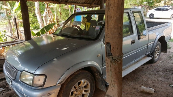 ขาย กระบะ อีซูซุ TFR ปี37 แอร์เย็น เพาเวอร์ เครื่องแน่น สภาพพร้อมวิ่งงาน เอกสารทะเบียนพร้อมโอน