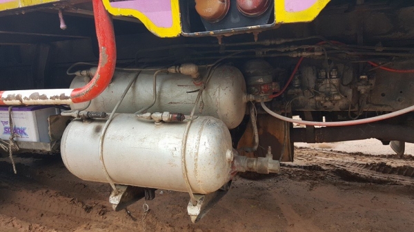 ขาย10ล้อ1เพลา HINO EH700 168หางลากแบ็คโค 120 เพาเวอร์ เบรคทิ๊ฟฟี่ แชชซีสวย สภาพพร้อมวิ่งงาน เอกสารเล่มทะเบียนครบ ขาย10ล้อ1เพลา HINO EH700 168หางลากแบ็คโค 120 เพาเวอร์ เบรคทิ๊ฟฟี่ แชชซีสวย สภาพพร้อมวิ่งงาน เอกสารเล่มทะเบียนครบ