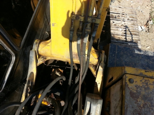ขายรถแบคโฮ KOMATSU PC120-3 ราคา 320000