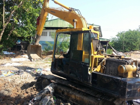 ขายรถแบคโฮ KOMATSU PC120-3 ราคา 320000