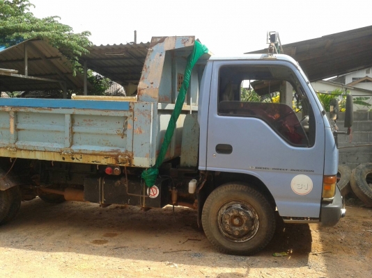 Isuzu npr