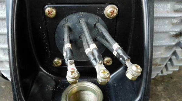 ** ขอบคุณผู้ซื้อ&amp;พี่เสือครับ ** มอเตอร์ Mitsubishi 30 HP. 380V รอบ 1450 RPM รุ่น SF-J ของใหม่ 100\% ไม่เคยโดนไฟแกะออกจากลังไม้!!