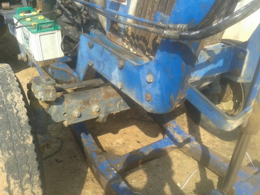 ขายด่วนรถไถ FROD 6610 สภาพสวยพร้อมใช้งาน เครื่องปั้มดี อุปกรณ์ 2 อย่าง ผาน7ดันหน้า เอกสารเล่มทะเบียน