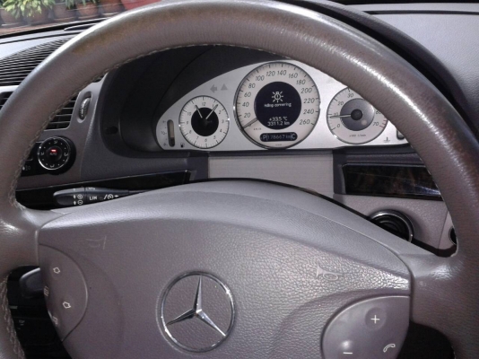ขายด่วน รถเบนซ์ E240 ปี 2003