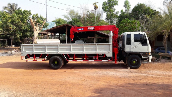 ขายรถบรรทุกหกล้อเครน HINO 195 FF3HPKA  เครน 3.5ตัน 3ปอก สนใจติดต่อจ่าอู้ด081-2995537