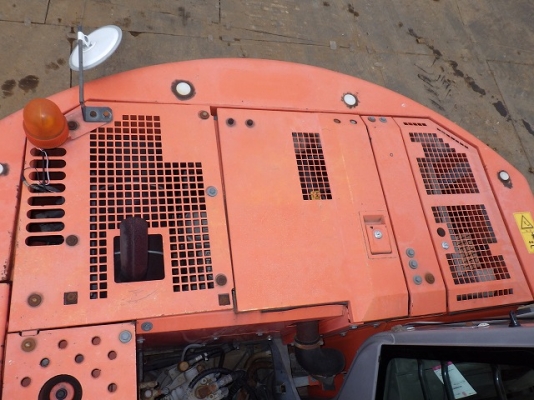 Hitachi ZX135 เก่าญี่ปุ่น ใบแทรค 70ซม.