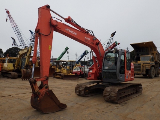 Hitachi ZX135 เก่าญี่ปุ่น ใบแทรค 70ซม.