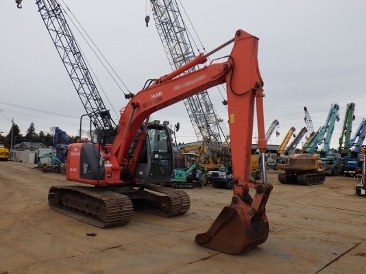 Hitachi ZX135 เก่าญี่ปุ่น ใบแทรค 70ซม.