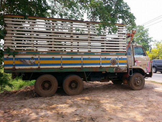 ขายรถ10ล้อ ดี้มเกษตรเพลาเดียว เครื่อง185แรง HO7C เอกสารเล่มทะเบียนพร้อมโอน สนใจโทร 090-8588220คุณนะ 093-3258446คุณบิว หรือเข้าดูสินค้าอื่นๆได้ที่ www.truck.in.th/498 หรือเพจFacebook ณรงค์ ซื้อขายรถมือสอง (เว็บไซต์ส่วนตัว) หรือFacebook คุณนะ รถบรรทุก