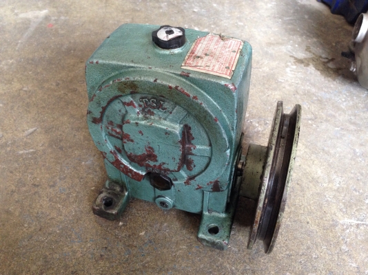 ขายหัวเกียร์ทดรอบ TSL เบอร์ 60 อัตราทด 1:60 สภาพสวย หมุนนิ่ม พร้อมใช้งาน ขายหัวเกียร์ทดรอบ TSL เบอร์ 60 อัตราทด 1:60 สภาพสวย หมุนนิ่ม พร้อมใช้งาน