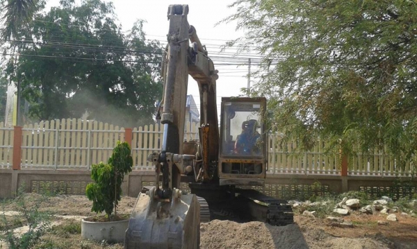 ขายรถขุด แบ็คโค komatsu pc60-6ทำงานเร็วช่วงล่างดี เครื่องแน่น ขายรถขุด แบ็คโค komatsu pc60-6ทำงานเร็วช่วงล่างดี เครื่องแน่น