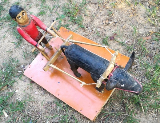 ของเล่นแกะไม้เก่าชิ้นใหญ่ ของตั้งโชว์ งานพื้นบ้านน่ารักแปลกๆ งานแฮนด์เมดแกะมือบ้านๆ สะสมงานเก่า