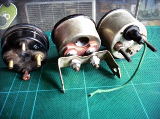 เกย์น้ำมัน เกย์วัดแอมป์ เกย์วัดแบต