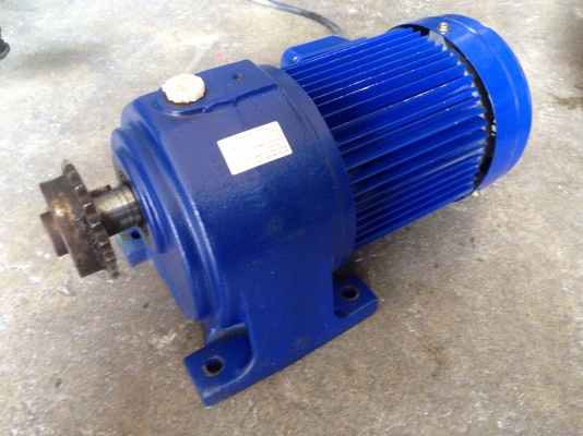 ขายมอเตอร์เกียร์ Pei gong 1HP. 380V made in Taiwan อัตราทด 1:90 สภาพสวย วิ่งนิ่ม พร้อมใช้งาน ขายถูกครับ