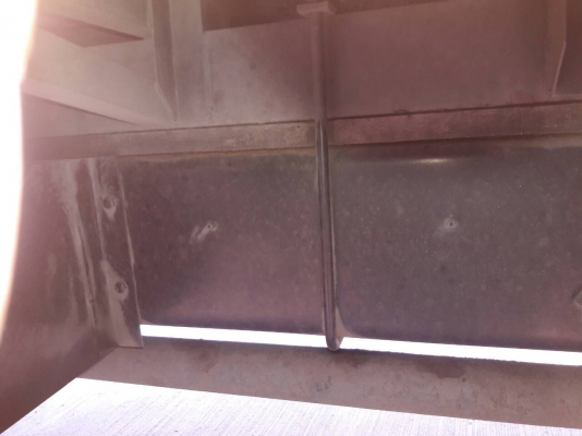 รถฮีโน่ 6 ล้อ ตู้แห้ง FG1J  220 แรงม้า. ปี 48.   ( รถวิ่ง 14x,xxx  กม. )     สนใจติดต่อ  081 - 6079515