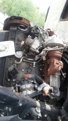 รถอีซูซุ 6 ล้อดั้ม FRR 240 แรงม้า  ปี 57.  ( * ขาย ตามสภาพ. )      สนใจติดต่อ  081 - 6079515