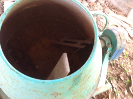 ขายโม่ปูนเก่าๆ ของญี่ปุ่น