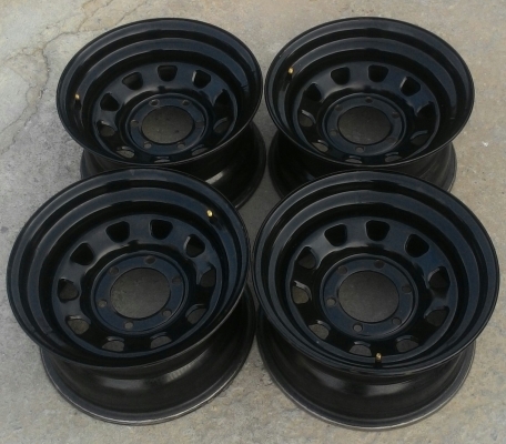 ขายล้อ ลาย Rock 15x8 ลบ 10 สวยๆ ขายล้อ ลาย Rock 15x8 ลบ 10 สวยๆ