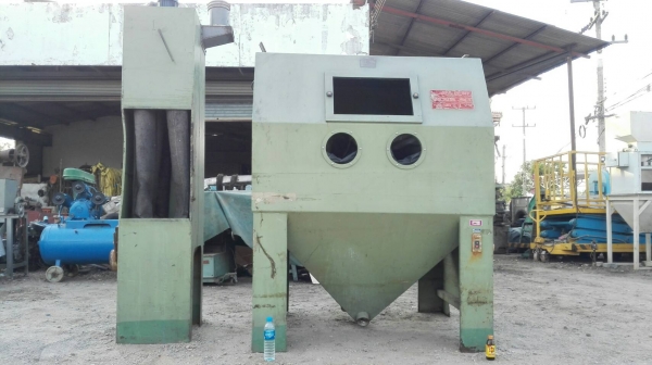 Sell> ขาย&lrm;ตู้พ่นทรายขนาดใหญ่‬ พร้อม สาย/ปืน/ถังระบายลม เป็นเครื่องในไลน์ผลิตของการบินไทย ปลดระวางก่อนวาระ งานประกอบนอกตู้ยังสดมากๆมาดูมาเทสก่อนได้ครับ!!