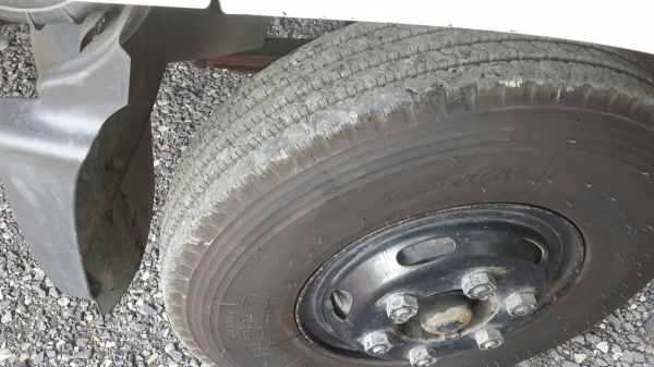 หกล้อ ฮีโน่ FC4J145ปี50 แอร์ พ.เวอร์ ตู้เย็น ช่วงยาว 5.50ม สภาพดีสวยเดิมๆพร้อมใช้งาน ทะเบียนพร้อมโอน ราคา 695,000บ ขาดเฉพาะชุดแอร์ ครับ