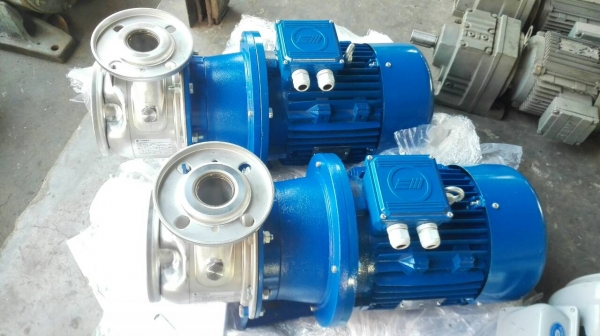 Sell> ขายปั้มน้ำสแตนเลส LOWARA Made in ITALY ขนาด 10 HP. 380V. เข้า 2.5"- 2" ของใหม่อยู่ในลัง 100\% พร้อมคู่มือ!!