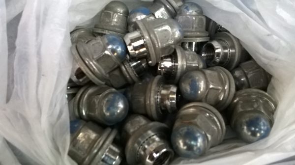 แม็กเดิมไทรทัน ขอบ15 5รู114 ยางหนาๆ พร้อมน็อตล้อ แม็กเดิมไทรทัน ขอบ15 5รู114 ยางหนาๆ พร้อมน็อตล้อ