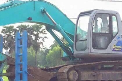 ขออนุญาติขาย SK230E มาคชิก7000กว่าชั่วโมงเอกสารครบพรอมใช้งานราคา 1350000สนใจติดต่อ ช่างดำ 0853224877-0988930465 ขออนุญาติขาย SK230E มาคชิก7000กว่าชั่วโมงเอกสารครบพรอมใช้งานราคา 1350000สนใจติดต่อ ช่างดำ 0853224877-0988930465