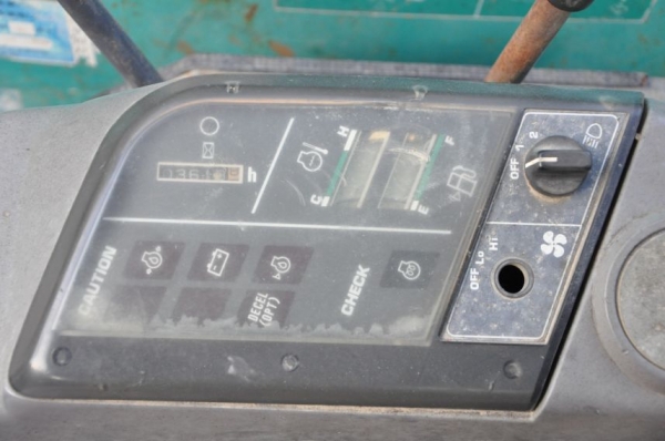 KOMATSU PC20-8 คอนโทลน้ำมัน ปั้มนิ้ว สวยเดิมจากญี่ปุ่น ทำงานสมบูรณ์ทุกระบบ รับรองไม่ผิดหวัง 285,000 เท่านั้น!!