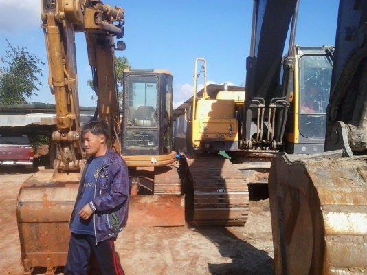 ขาย!! >>> Cat 308B <<< พร้อมใช้งาน 5,200 ขั่วโมง ราคา 890,000 บาท ต่อรอง ขาย!! >>> Cat 308B <<< พร้อมใช้งาน 5,200 ขั่วโมง ราคา 890,000 บาท ต่อรอง