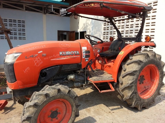 คูโบต้า L4708 4 WD  เครื่องดี เกียร์ดี ไฮรโดรลิกดี ขายตามสภาพ..เล่มทะเบียนพร้อม