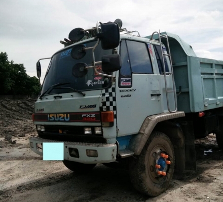 รถ6ล้อดัมพ์ ร็อคกี้