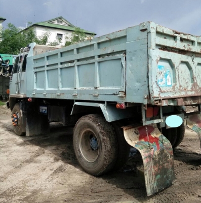 รถ6ล้อดัมพ์ ร็อคกี้