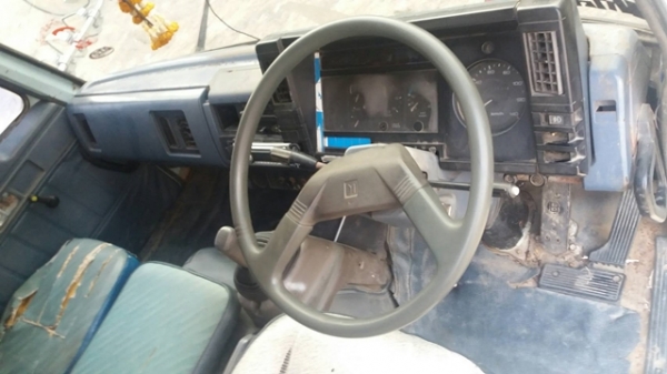 รถ6ล้อดัมพ์ ร็อคกี้