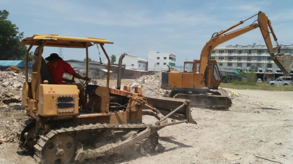 KOMATSU PC100-2+MITSU BD2F