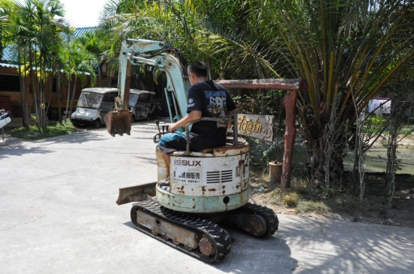 ขายแบคโฮIHI IS9UX(ขนขึ้นกระบะได้) เดิมจากญี่ปุ่น ทำงานสมบูรณ์ทุกระบบ รับรองไม่ผิดหวัง 135,000 เท่านั้น!! ขายแบคโฮIHI IS9UX(ขนขึ้นกระบะได้) เดิมจากญี่ปุ่น ทำงานสมบูรณ์ทุกระบบ รับรองไม่ผิดหวัง 135,000 เท่านั้น!!