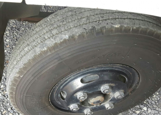 หกล้อ ฮีโน่ FC4J145ปี50ช่วงยาว5.50ม สภาพดีสวยเดิมๆใช้งานน้อยวิ่ง150,000กม เล่มทะเบียนพร้อมโอน ตู้ขาดชุดแอร์ ราคา 695,000บ ต่อรองได้