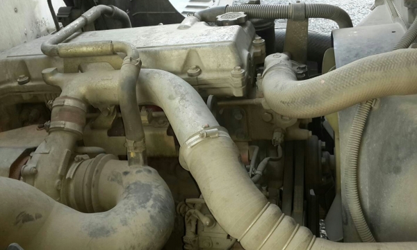 หกล้อ ฮีโน่ FC4J145ปี50ช่วงยาว5.50ม สภาพดีสวยเดิมๆใช้งานน้อยวิ่ง150,000กม เล่มทะเบียนพร้อมโอน ตู้ขาดชุดแอร์ ราคา 695,000บ ต่อรองได้