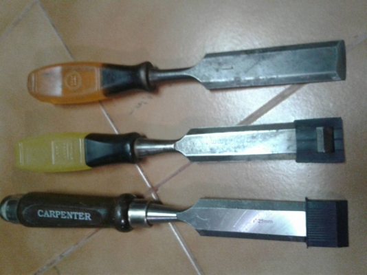 ขายสิ่วงานเก่าด้ามไม้ CARPENTER ขนาด1"งานเก่าเก็บ