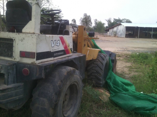 ชายรถตัก  Vanmar  v4 เครื่องจักกลกลหนัก  สภาพพร้อมใช้  ราคา 350,000 บาท