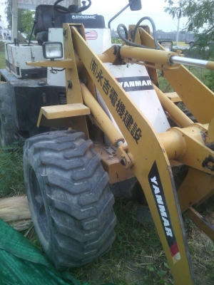 ชายรถตัก  Vanmar  v4 เครื่องจักกลกลหนัก  สภาพพร้อมใช้  ราคา 350,000 บาท