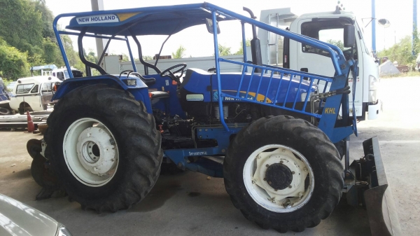 ขายรถไถ FORD NEWHOLLAND  75 แรงม้า 2 เพลา ใบมีดดันหน้า 7 จาน ราคา 750000