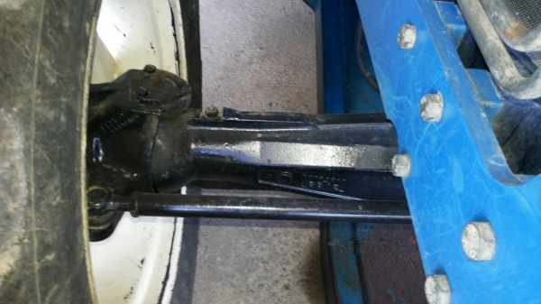 ขายรถไถ FORD NEWHOLLAND  75 แรงม้า 2 เพลา ใบมีดดันหน้า 7 จาน ราคา 750000