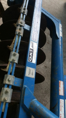 ขายรถไถ FORD NEWHOLLAND  75 แรงม้า 2 เพลา ใบมีดดันหน้า 7 จาน ราคา 750000