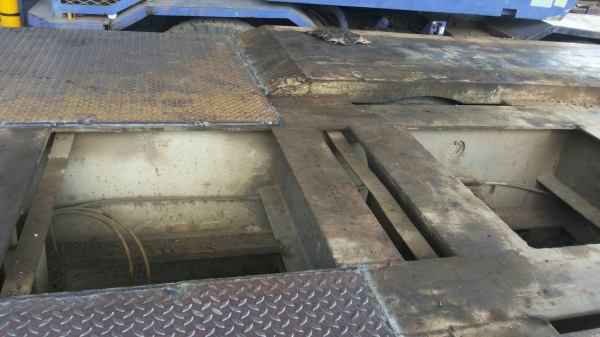 ขายหางโลเบตของ USA 3 เพลายัด กว้าง 3 เมตรยาว 9 เมตร มีสะพานไฮดรอลิค ราคา 550000