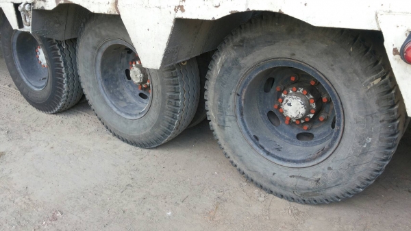 ขายหางโลเบตของ USA 3 เพลายัด กว้าง 3 เมตรยาว 9 เมตร มีสะพานไฮดรอลิค ราคา 550000