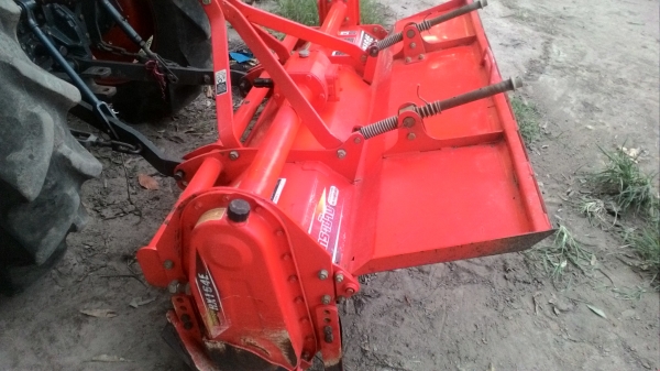 รถไถ คูโบต้า 36 แรงม้า รถสวน สีเดิม 1,1xx ชั่วโมง อุปกรณ์2ชิ้น